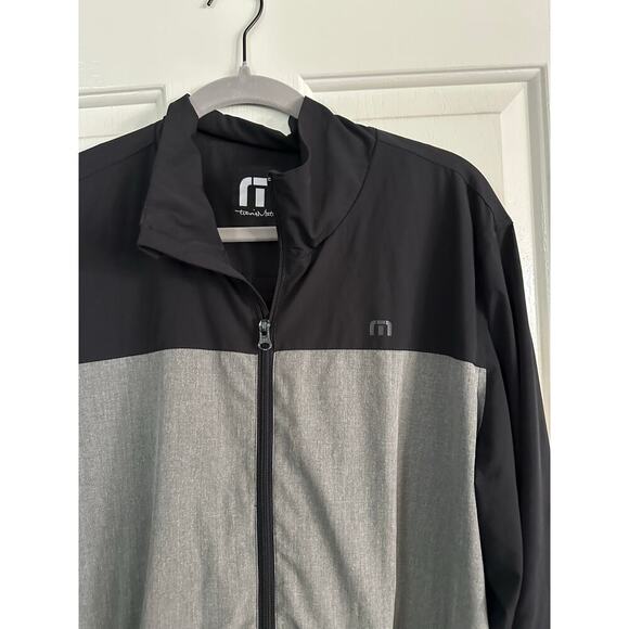 Travis Mathew Men's Black Gray Colorblock Full Zip Jacket Size Large - Picture 2 of 5